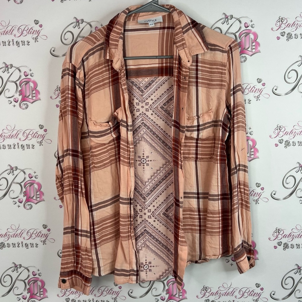 mySTYLE button up long sleeve Peach orange Brown Plaid Shirt stripes Aztec